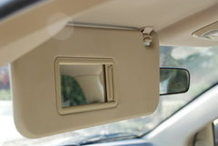 2010款 1.5L 手动 冠军版 精英型