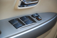2010款 1.5L 手动 冠军版 精英型