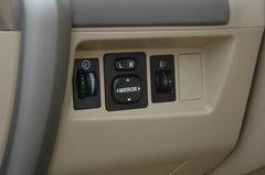 2010款 1.5L 手动 冠军版 精英型