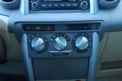 2010款 1.5L 手动 冠军版 精英型
