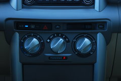 2010款 1.5L 手动 冠军版 精英型