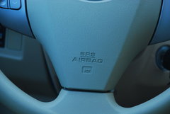 2010款 1.5L 手动 冠军版 精英型