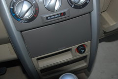 2010款 1.5L 手动 冠军版 精英型