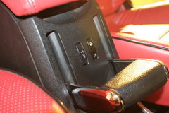 2006款 2.0 手动 标准型
