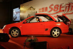2006款 2.0 手动 标准型