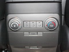 2007款 3.8L 自动 7座豪华型