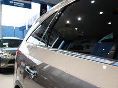 2007款 3.8L 自动 7座豪华型