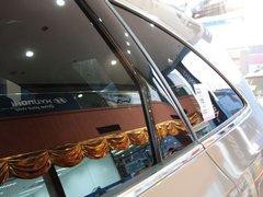 2007款 3.8L 自动 7座豪华型