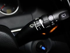 2007款 3.8L 自动 7座豪华型