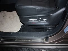 2007款 3.8L 自动 7座豪华型