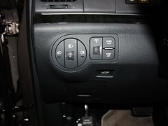 2007款 3.8L 自动 7座豪华型