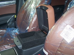 2007款 3.8L 自动 7座豪华型