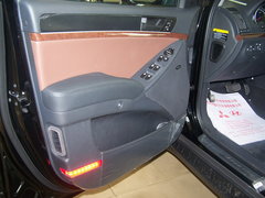 2007款 3.8L 自动 7座豪华型