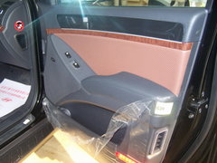 2007款 3.8L 自动 7座豪华型