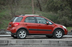 2008款 两厢 1.6L 手动 运动休旅型