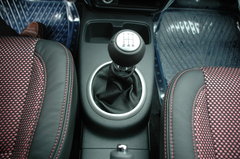 2008款 两厢 1.6L 手动 运动休旅型