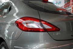 2009款 2.0L 自动 标准型