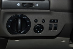 2009款 2.0L 自动 标准型