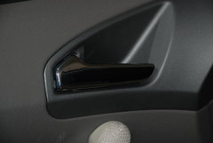 2009款 2.0L 自动 标准型