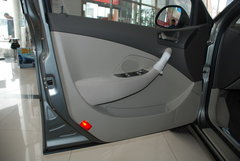 2009款 2.0L 自动 标准型