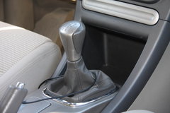 2009款 2.0L 自动 标准型
