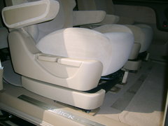 2005款 陆尊 3.0L CT2舒适版 8座