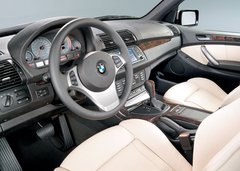 2010款 X5 4.4T M运动套件 5座