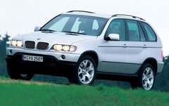 2010款 X5 4.4T M运动套件 5座
