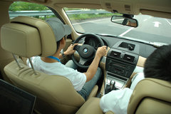 2010款 X5 4.4T M运动套件 5座