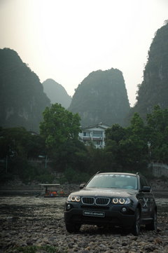 2010款 X5 4.4T M运动套件 5座