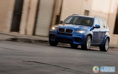 2010款 X5 4.4T M运动套件 5座