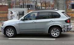 2010款 X5 4.4T M运动套件 5座