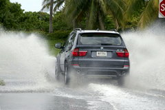 2010款 X5 4.4T M运动套件 5座
