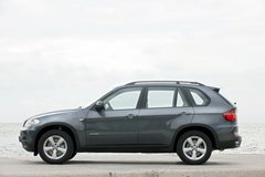 2010款 X5 4.4T M运动套件 5座