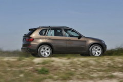 2010款 X5 4.4T M运动套件 5座