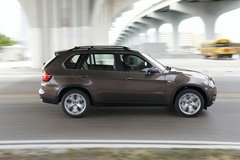 2010款 X5 4.4T M运动套件 5座