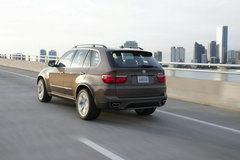 2010款 X5 4.4T M运动套件 5座