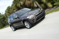 2010款 X5 4.4T M运动套件 5座