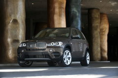 2010款 X5 4.4T M运动套件 5座