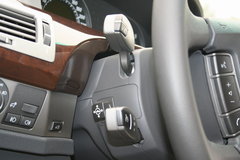 2007款 730Li 3.0L 减配版