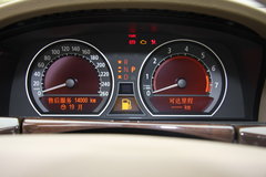 2007款 730Li 3.0L 减配版
