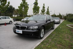 2007款 730Li 3.0L 减配版