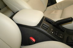 2006款 Vector 2.3T 自动 