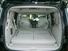 2009款 4.7 自动 7座