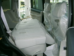 2009款 4.7 自动 7座