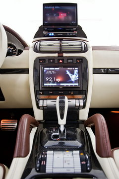 2009款 Cayenne 4.8L S Transsyberia