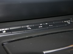 2010款 3.0T sDrive35i豪华型