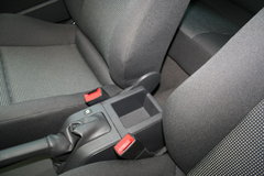2007款 1.8L 自动 五门 豪华型