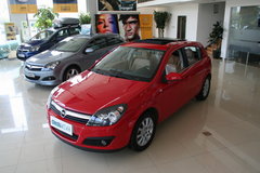 2007款 1.8L 自動(dòng) 五門 豪華型