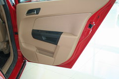 2007款 1.8L 自动 五门 豪华型